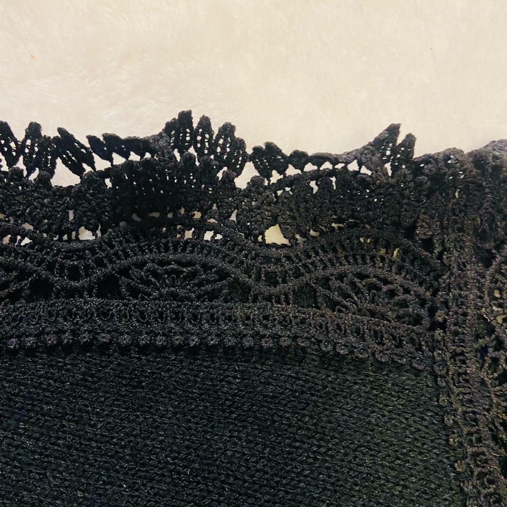 CATO Black Lace Trim Sweater size 22/24 EUC - Picture 5 of 6